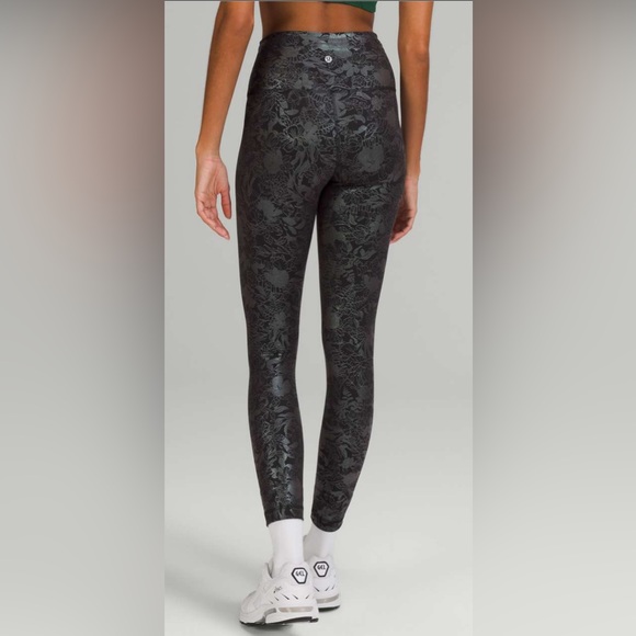 NWOT Lululemon Wunder Train High-Rise Tight 25" *Foil Logo Flourish Black - Picture 3 of 7